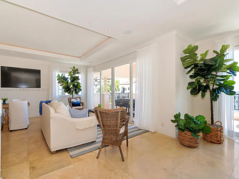 19251 FISHER ISLAND DRIVE #19251 Fisher Island, FL 33109