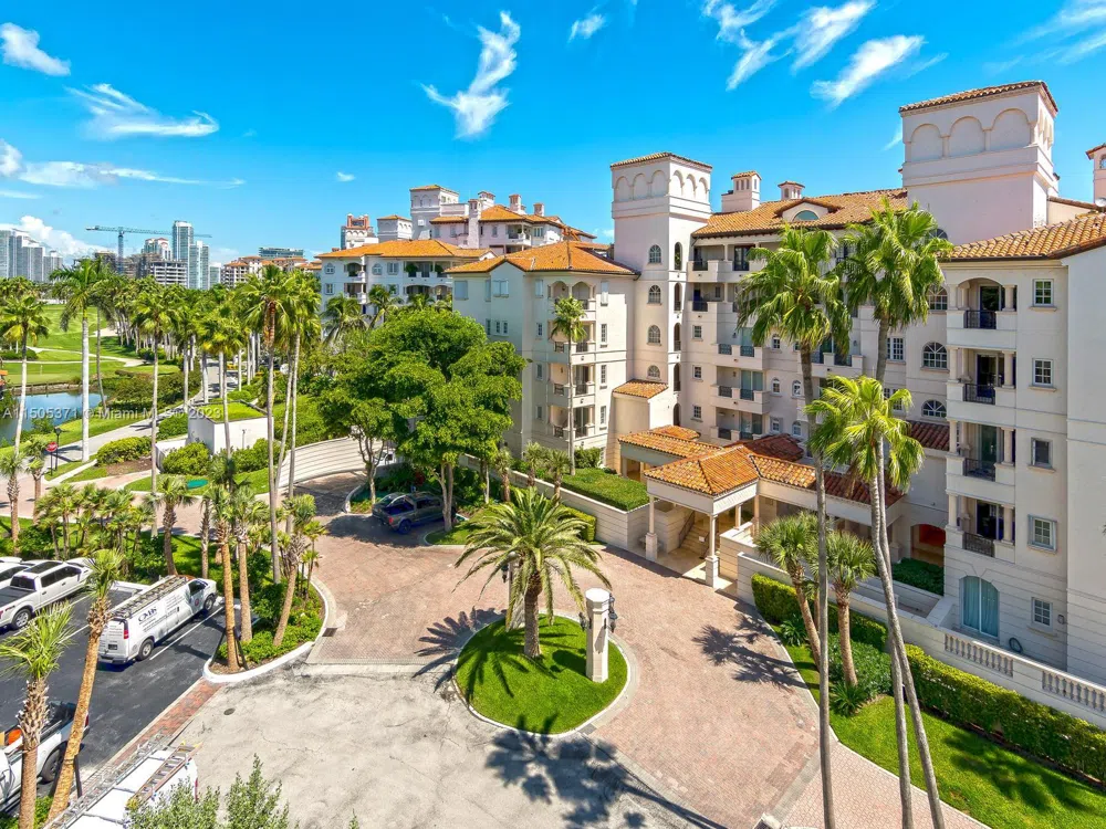 19251 FISHER ISLAND DRIVE #19251 Fisher Island, FL 33109