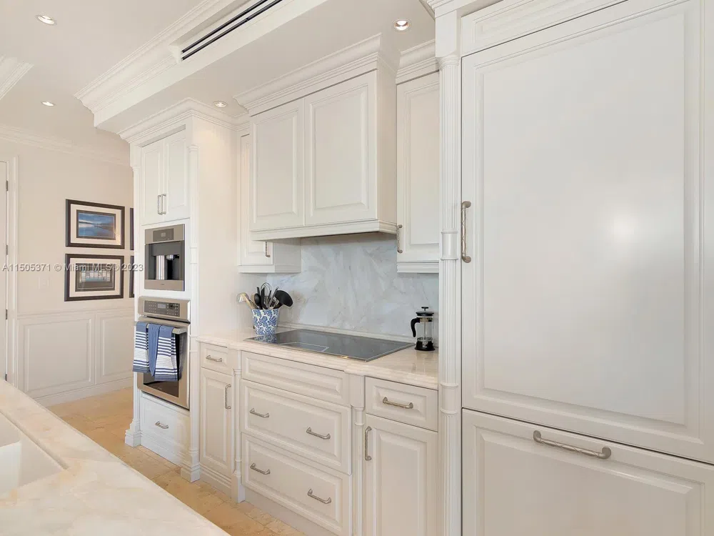 19251 FISHER ISLAND DRIVE #19251 Fisher Island, FL 33109