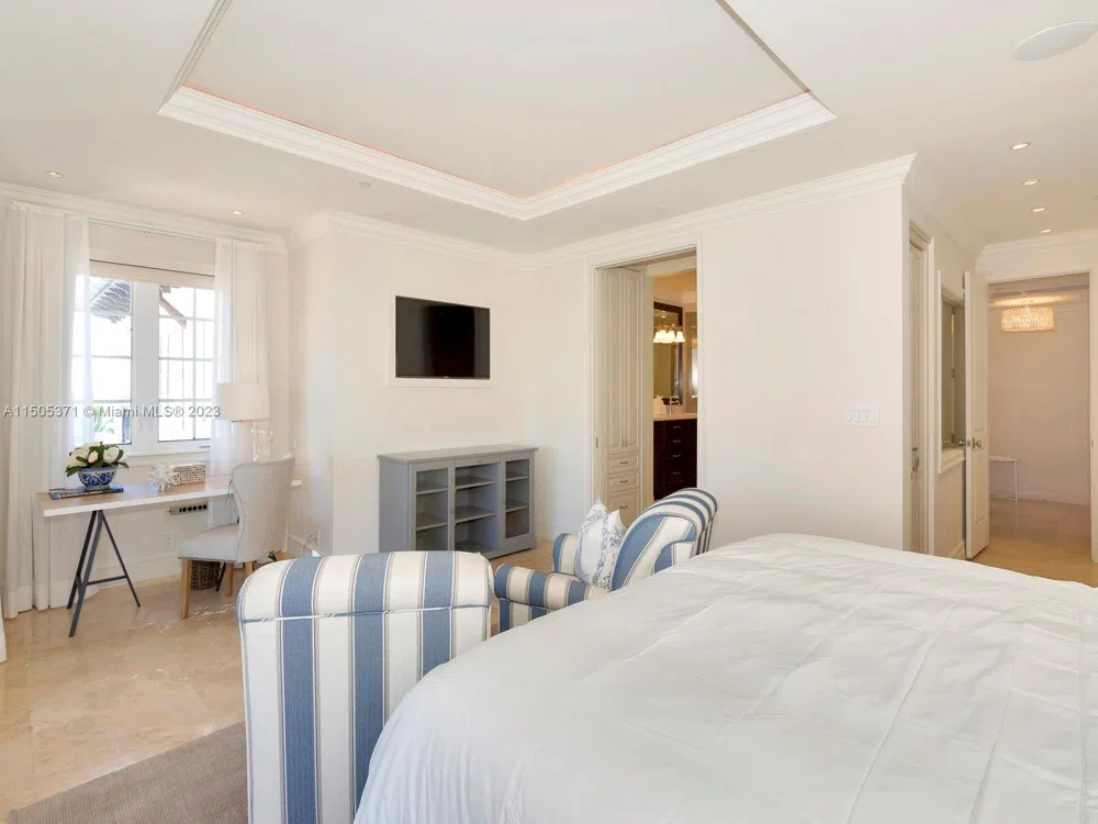 19251 FISHER ISLAND DRIVE #19251 Fisher Island, FL 33109