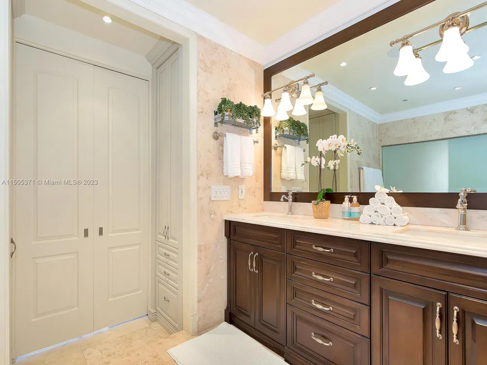 19251 FISHER ISLAND DRIVE #19251 Fisher Island, FL 33109