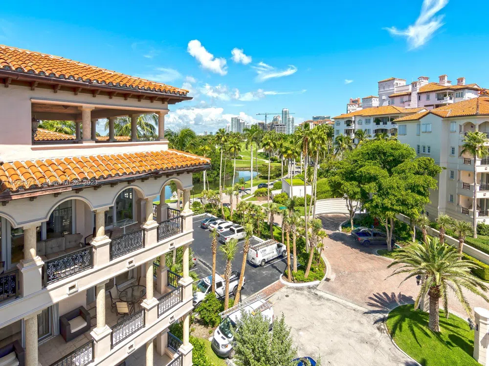19251 FISHER ISLAND DRIVE #19251 Fisher Island, FL 33109