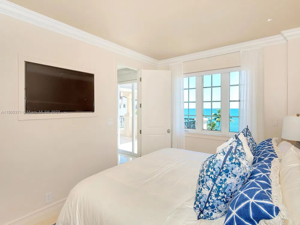 19251 FISHER ISLAND DRIVE #19251 Fisher Island, FL 33109
