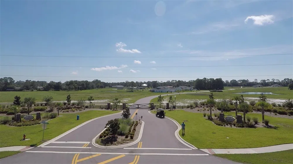 3412 LAKE DIANE RD #67 Tavares, FL 32778