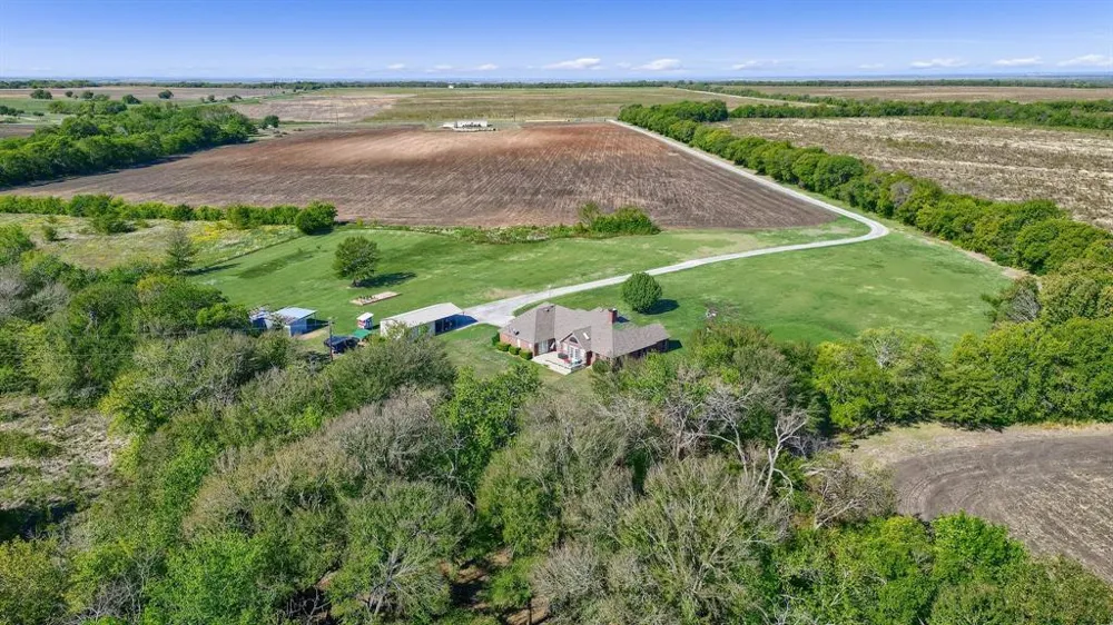 688 Harris Road Gunter, TX 75058