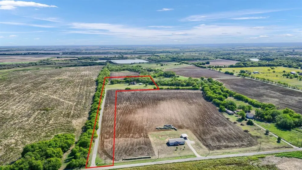 688 Harris Road Gunter, TX 75058