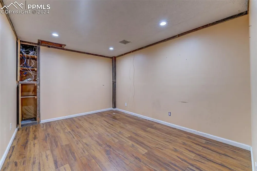 102-106 E Main Street Florence, CO 81226