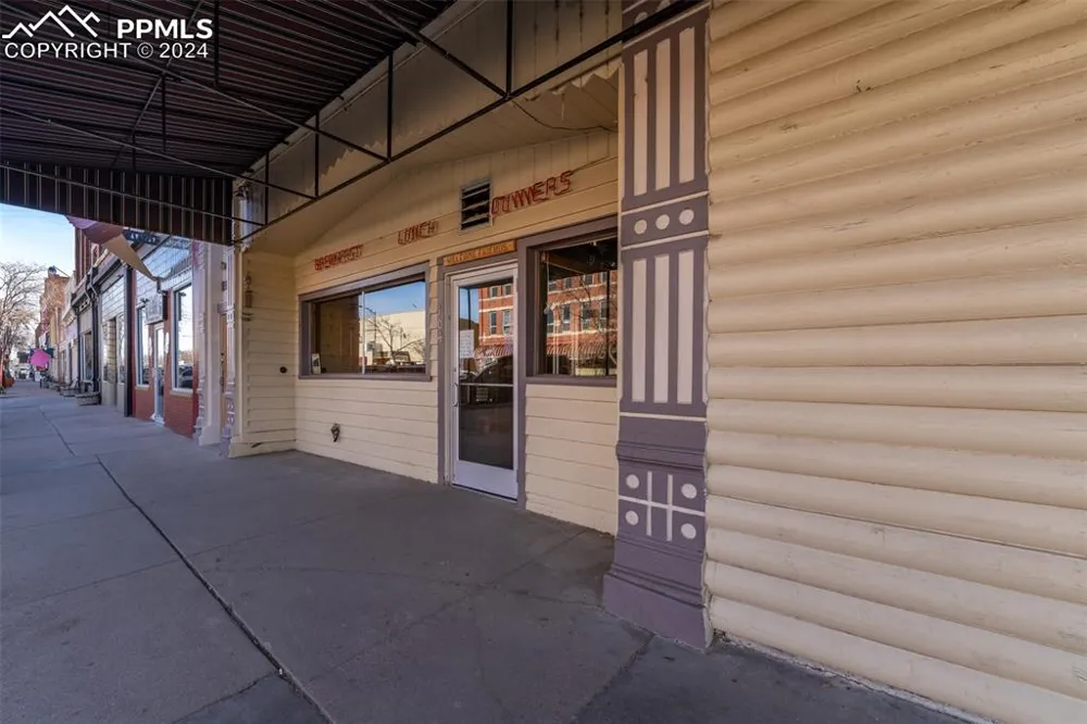 102-106 E Main Street Florence, CO 81226
