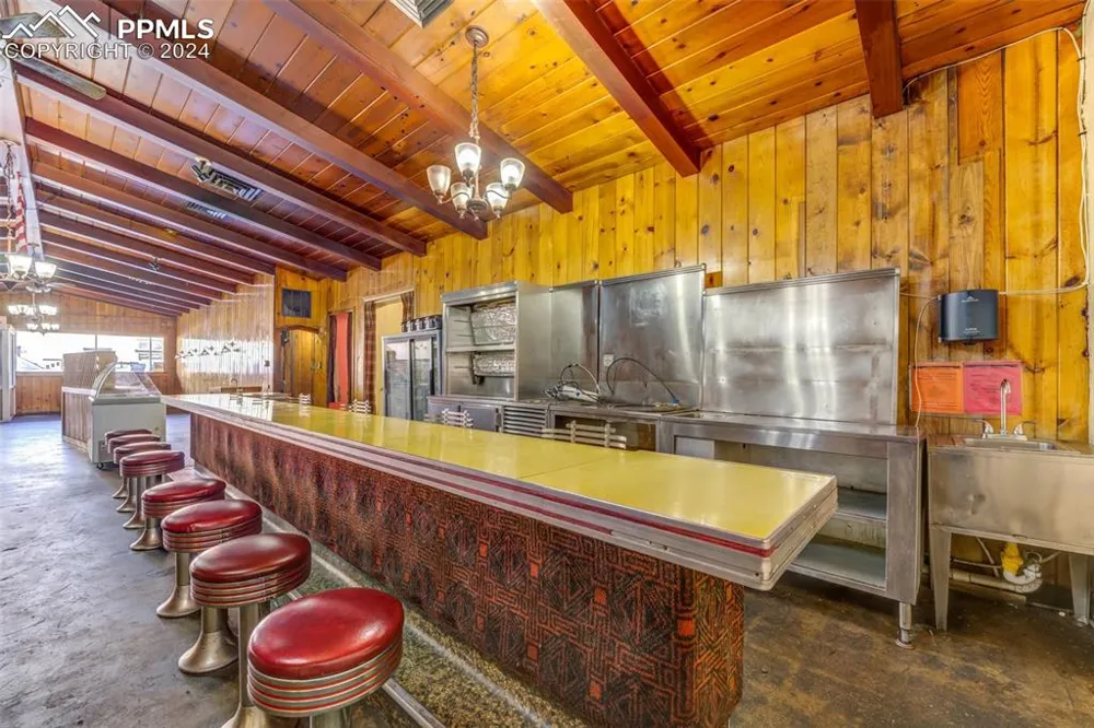 102-106 E Main Street Florence, CO 81226