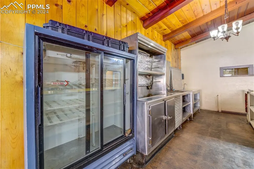 102-106 E Main Street Florence, CO 81226