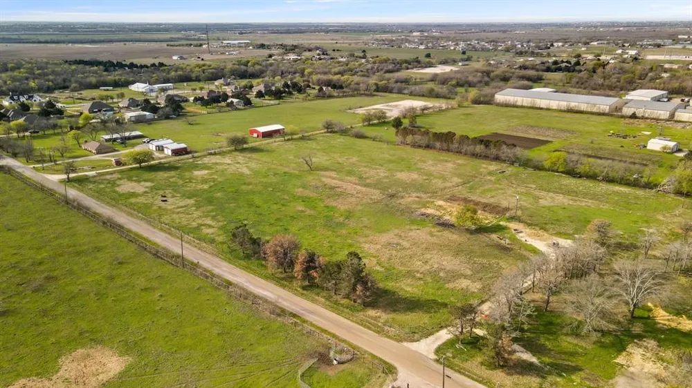 2500 Howell Drive Venus, TX 76084