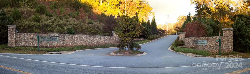 46 Park Lane Mill Spring, NC 28756