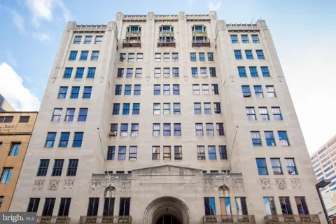 301 CHARLES STREET #1BR