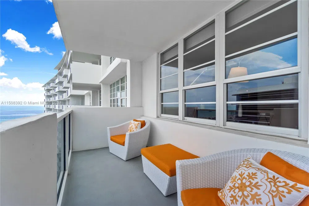 100 Lincoln Rd #1202 Miami Beach, FL 33139