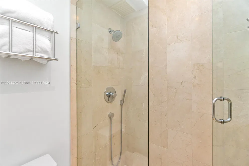 100 Lincoln Rd #1202 Miami Beach, FL 33139