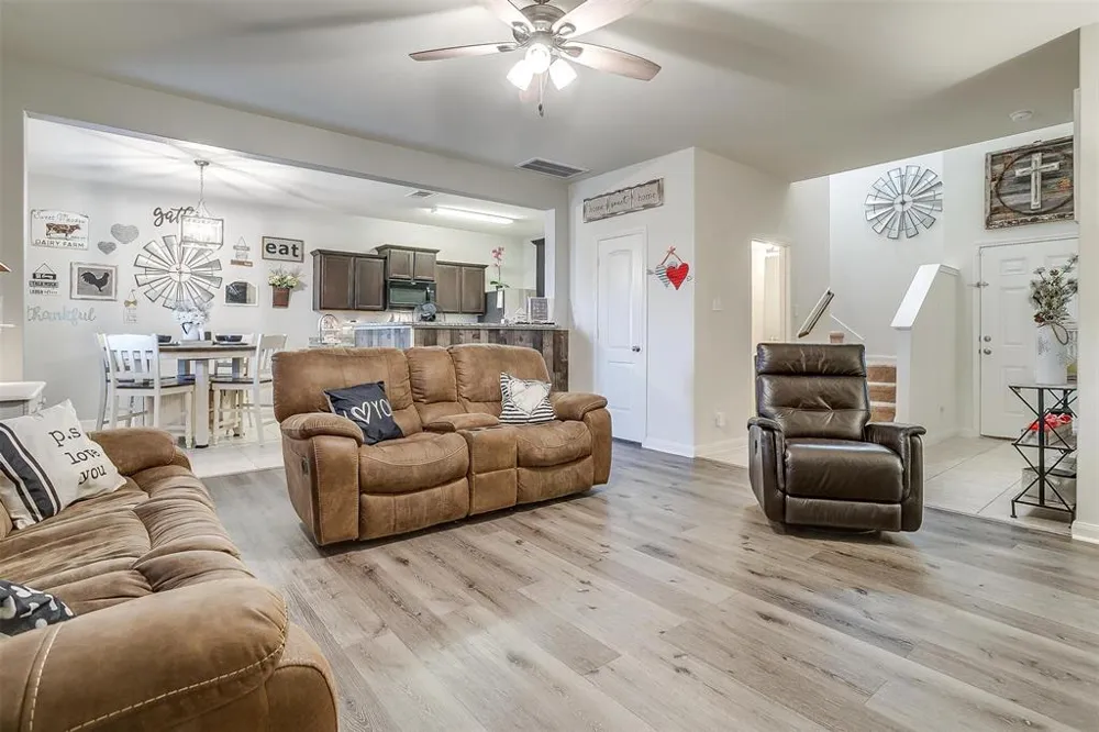 191 Presidents Way Venus, TX 76084