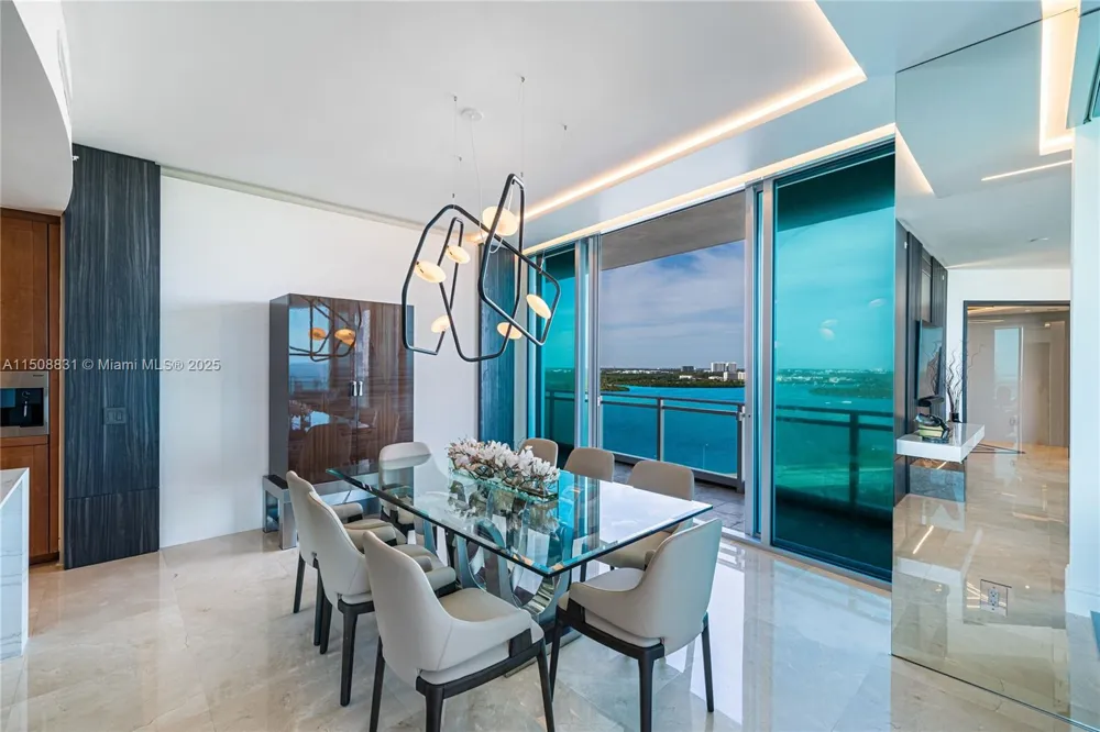 10295 E Collins Ave #1509 Bal Harbour, FL 33154