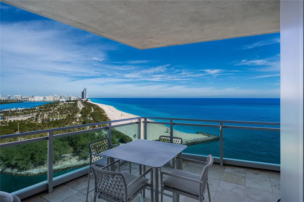 10295 E Collins Ave #1509 Bal Harbour, FL 33154
