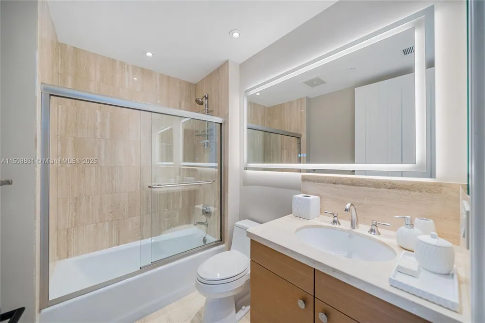 10295 E Collins Ave #1509 Bal Harbour, FL 33154
