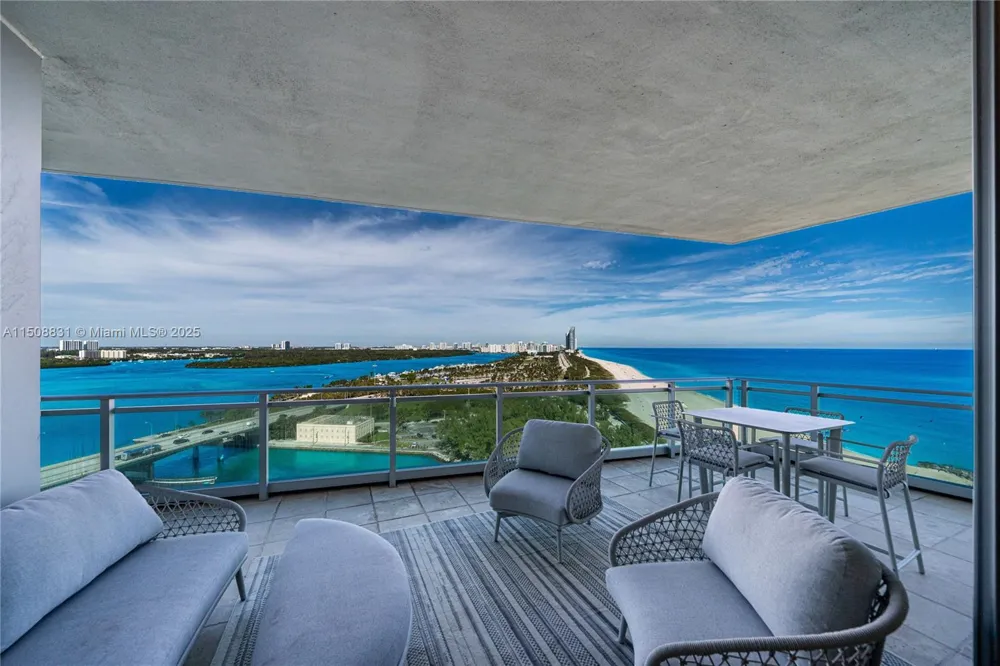 10295 E Collins Ave #1509 Bal Harbour, FL 33154