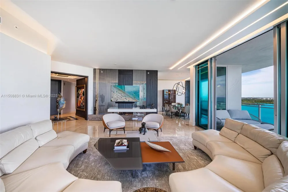 10295 E Collins Ave #1509 Bal Harbour, FL 33154
