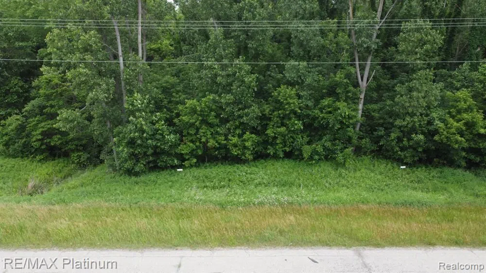 12071 HIGHLAND ROAD Hartland Township, MI 48353