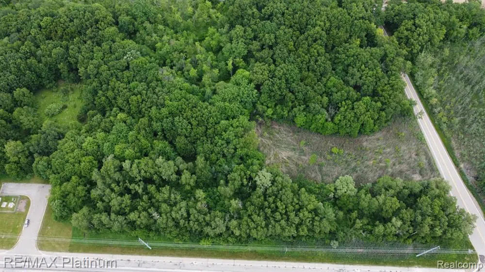 12071 HIGHLAND ROAD Hartland Township, MI 48353