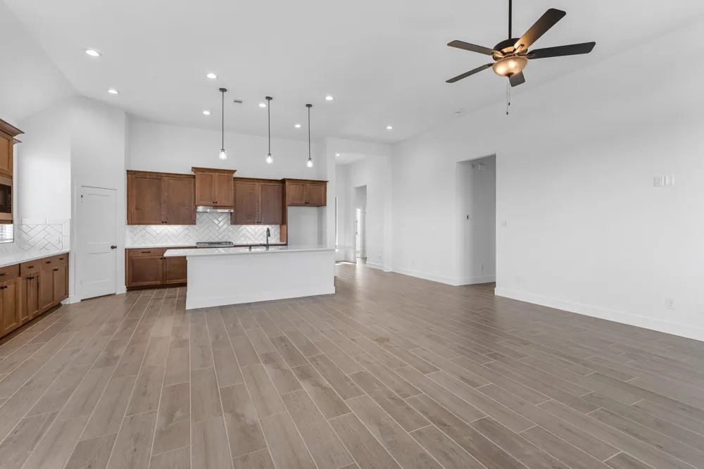 2904 Lago Costa Drive Texas City, TX 77568