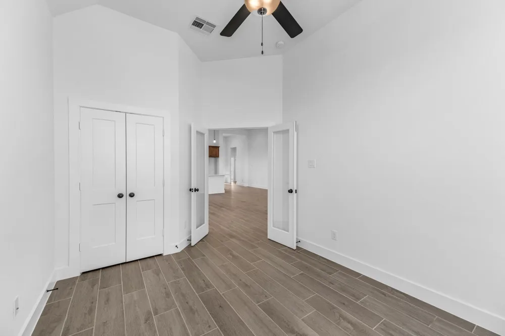 2904 Lago Costa Drive Texas City, TX 77568