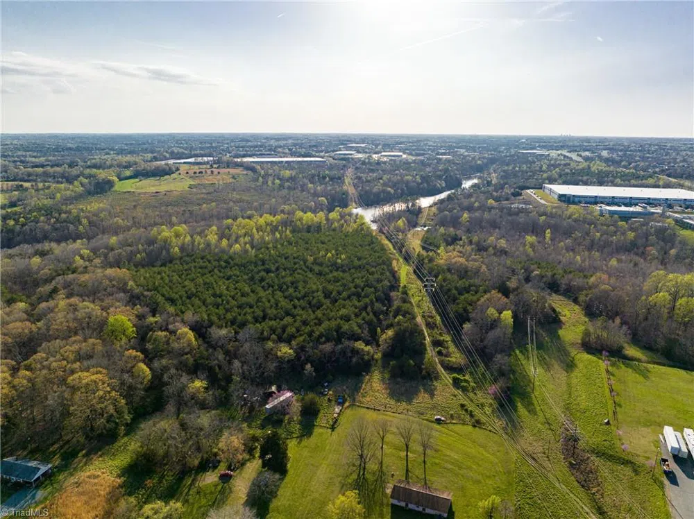 1316 S NC Highway 61 Whitsett, NC 27377