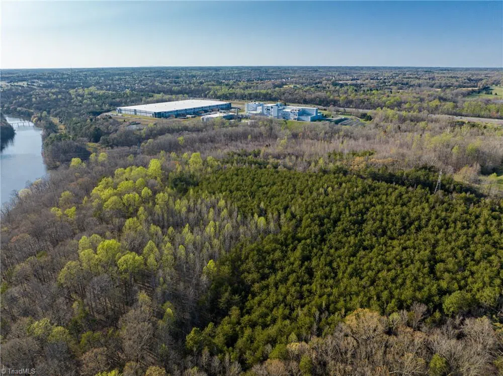 1316 S NC Highway 61 Whitsett, NC 27377