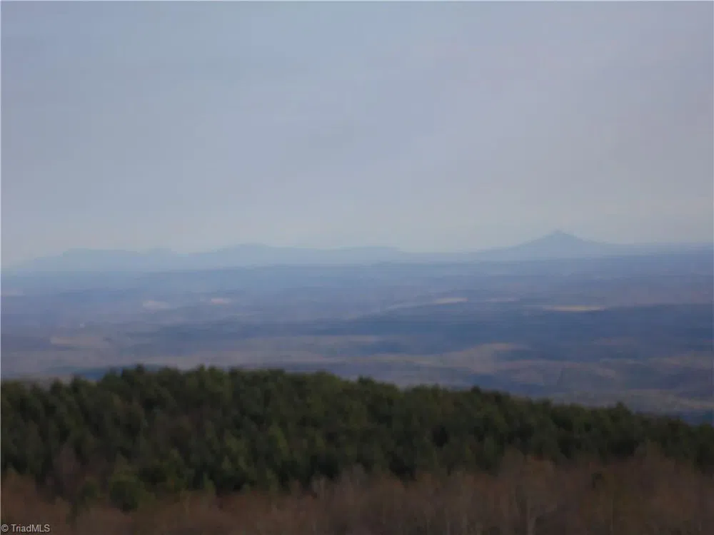 4143 Mountain View Road Glade Valley, NC 28627