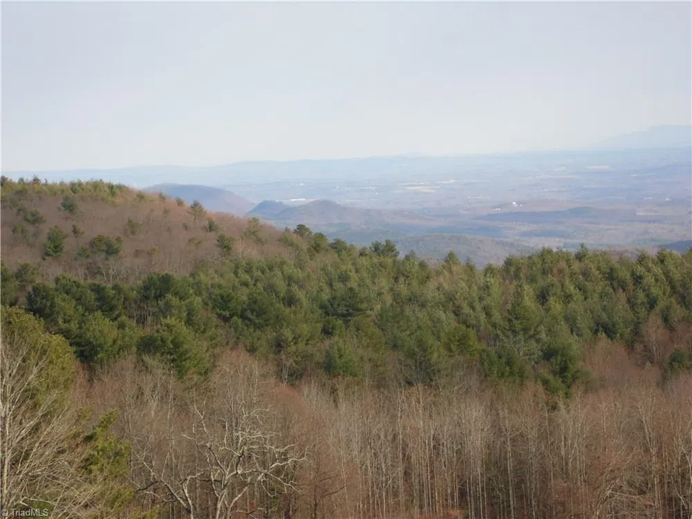 4143 Mountain View Road Glade Valley, NC 28627
