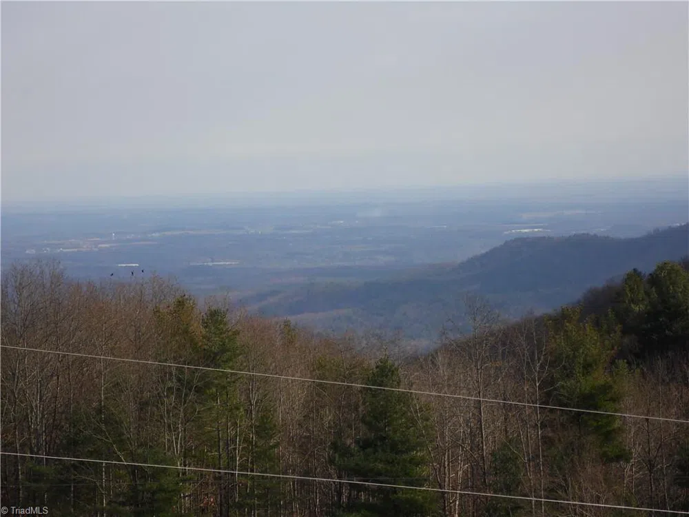4143 Mountain View Road Glade Valley, NC 28627