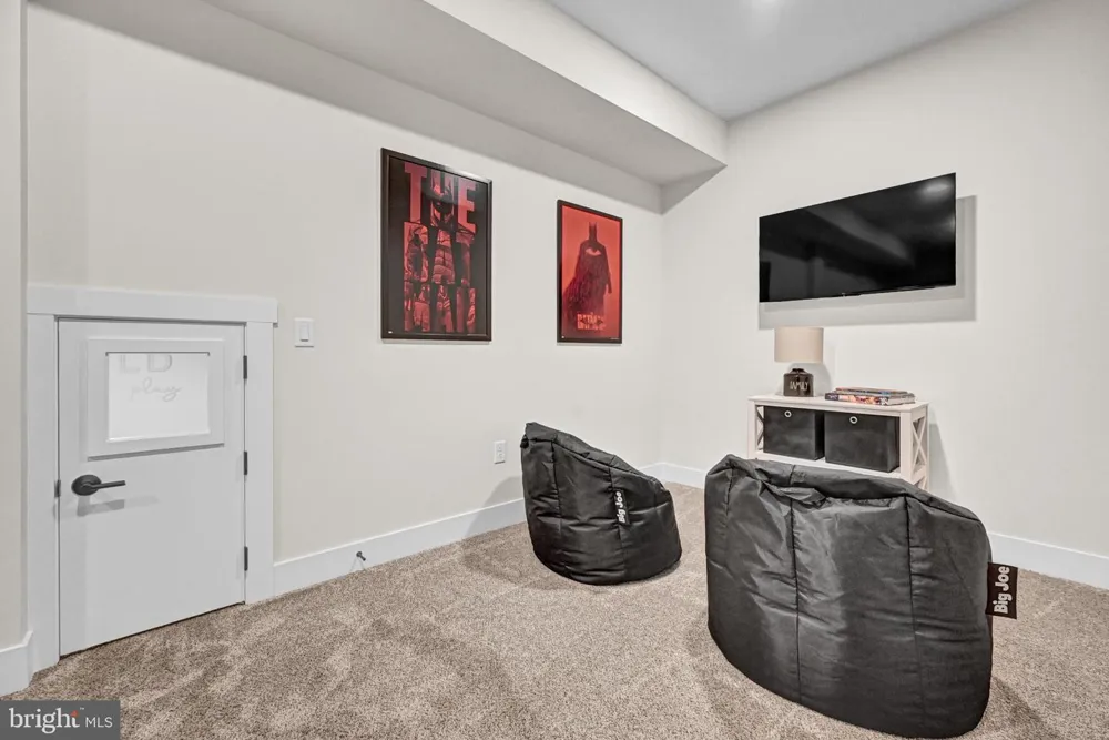 705 OXFORD DRIVE #39 - MODEL HOME York, PA 17406