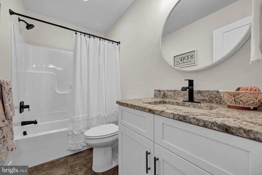 705 OXFORD DRIVE #39 - MODEL HOME York, PA 17406