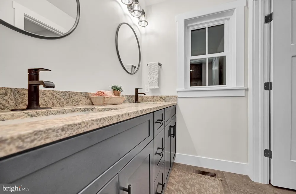 705 OXFORD DRIVE #39 - MODEL HOME York, PA 17406