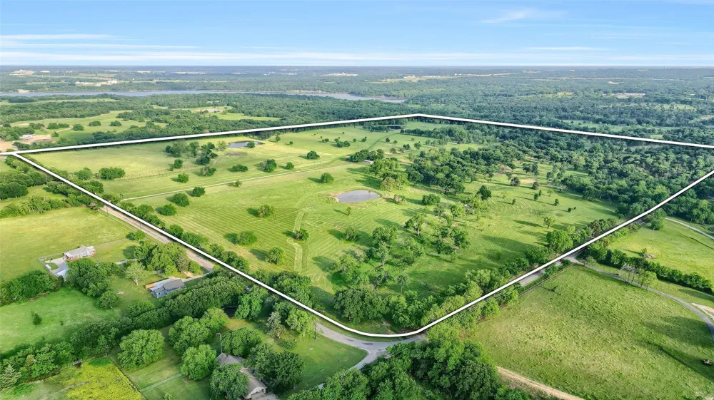 Eisenhower Road Denison, TX 75020