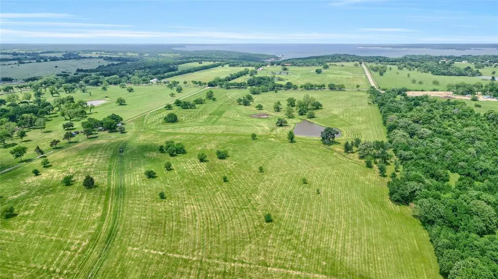 Eisenhower Road Denison, TX 75020