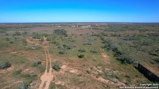 1913 County Road 3000 Pearsall, TX 78061