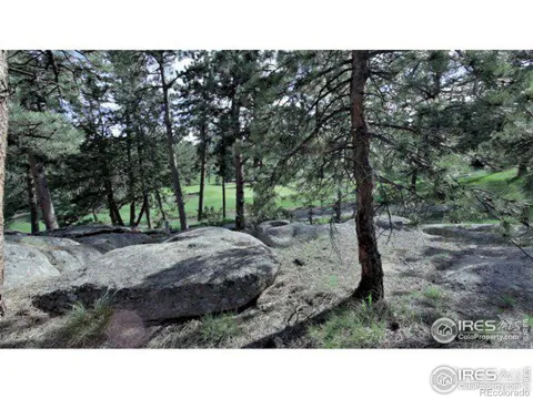 530 Fox Acres Drive W