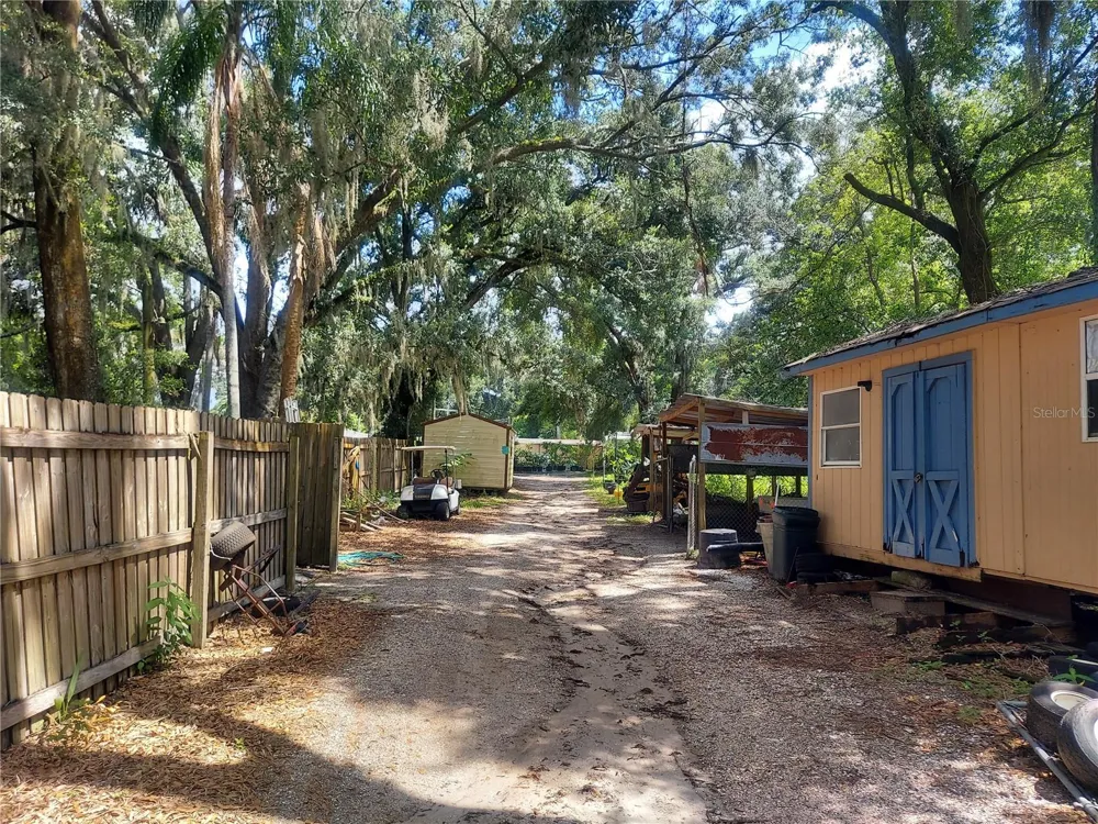 453 W DR MARTIN LUTHER KING JR BOULEVARD Seffner, FL 33584