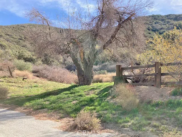 Calle Rosalito Green Valley, CA 91390