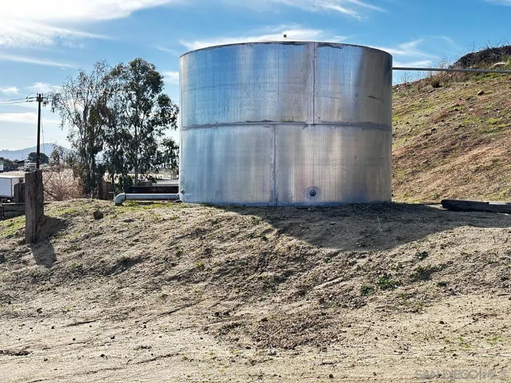 627 Emery Rd. Tecate, CA 91980