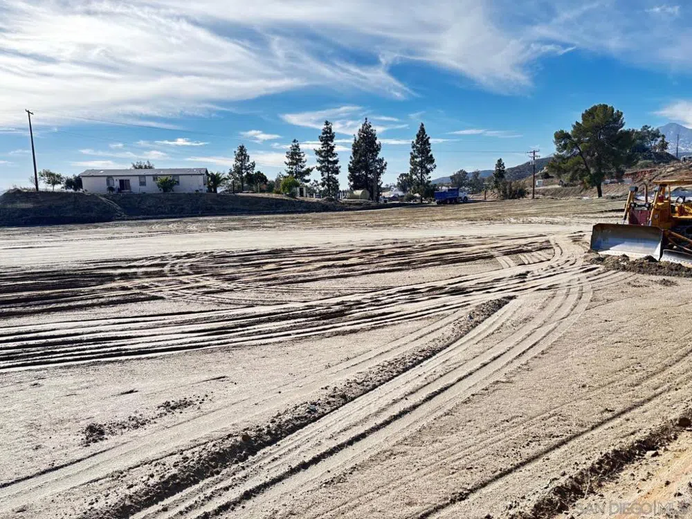 627 Emery Rd. Tecate, CA 91980