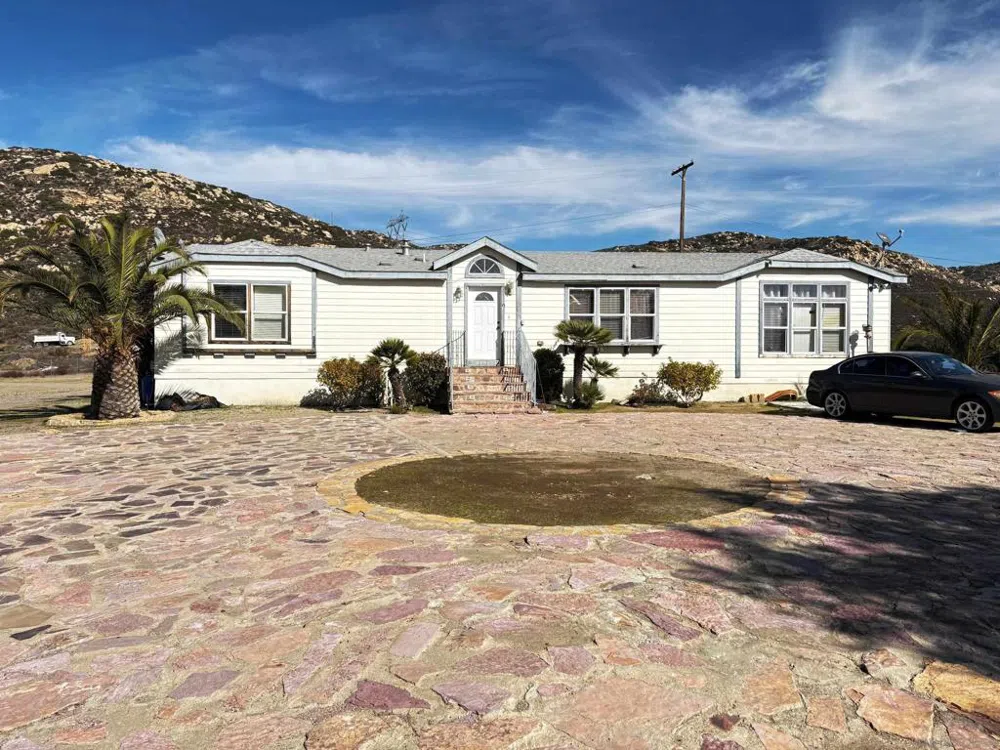 627 Emery Rd. Tecate, CA 91980