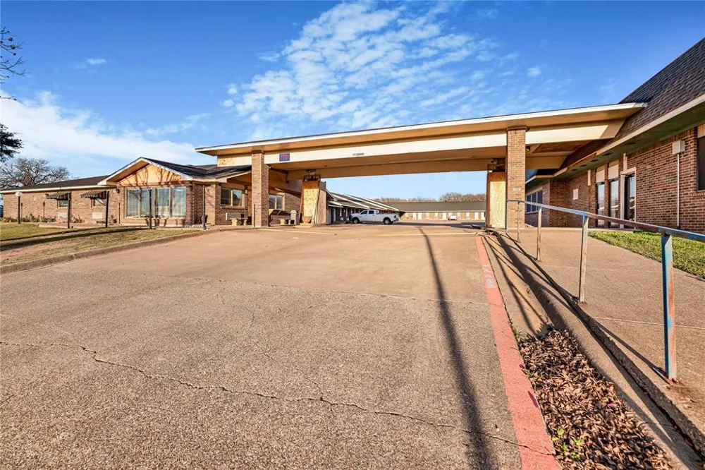 2701 S Burleson Boulevard Burleson, TX 76028