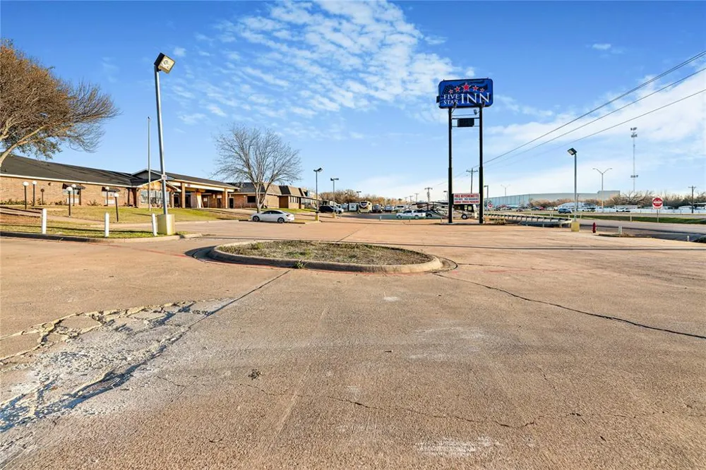 2701 S Burleson Boulevard Burleson, TX 76028