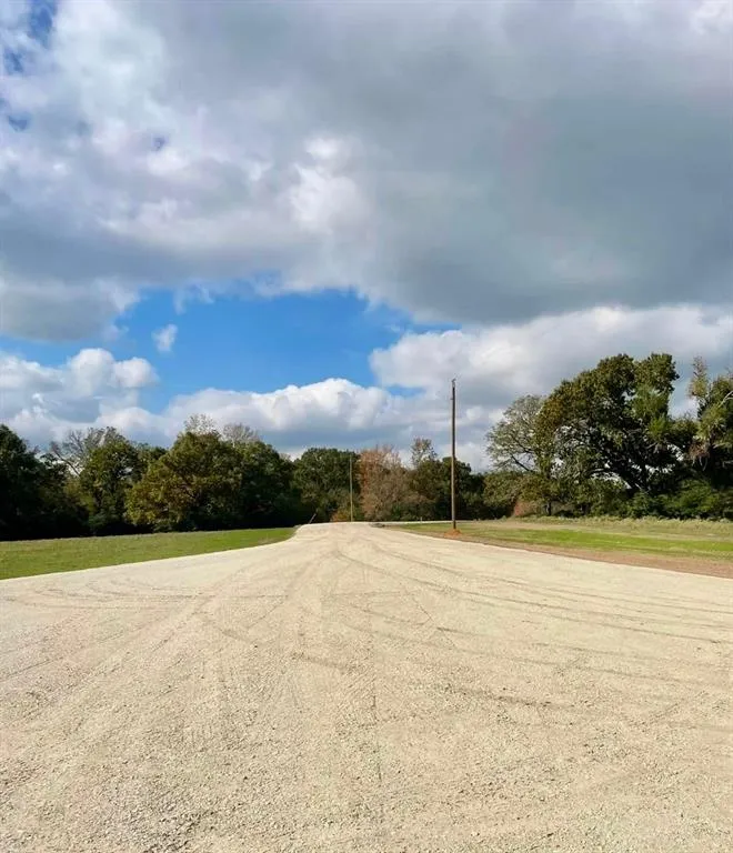 County Rd 242 Oakwood, TX 75855