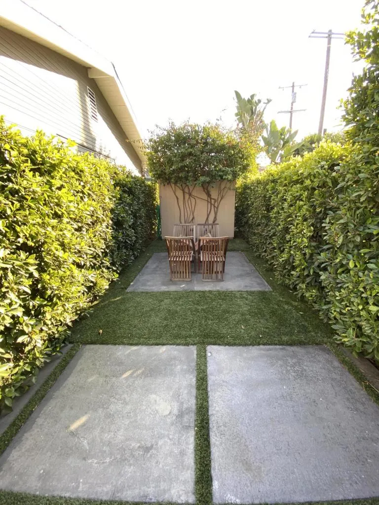 5623 Beck Avenue North Hollywood, CA 91601